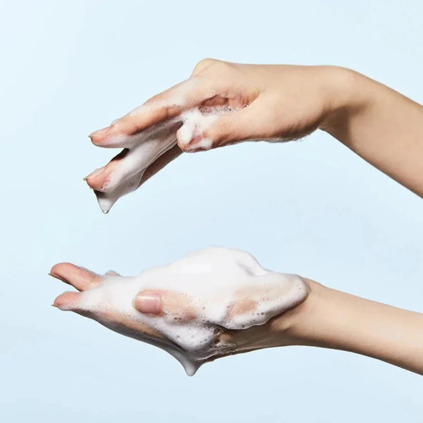 Anua 8 Hyaluronic Acid Hydrating Gentle Foaming Cleanser 150 ml