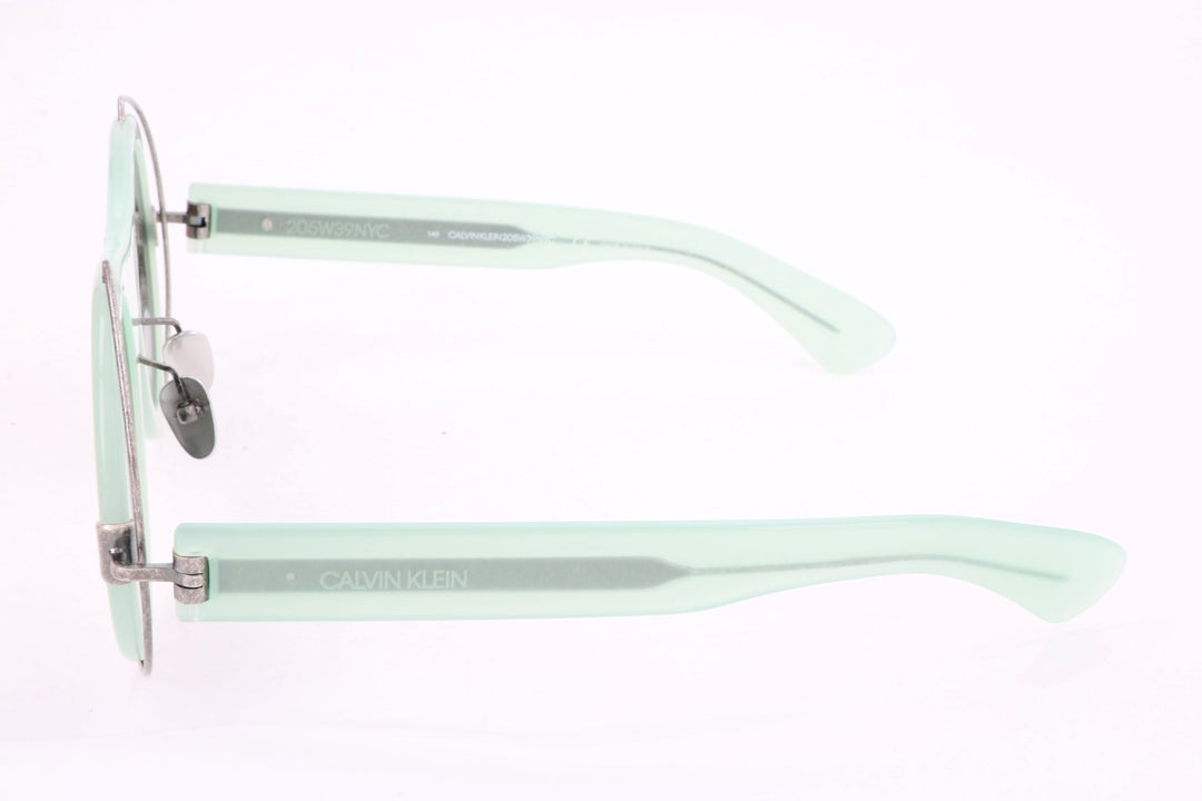 MILKY LIGHT GREEN variant third image